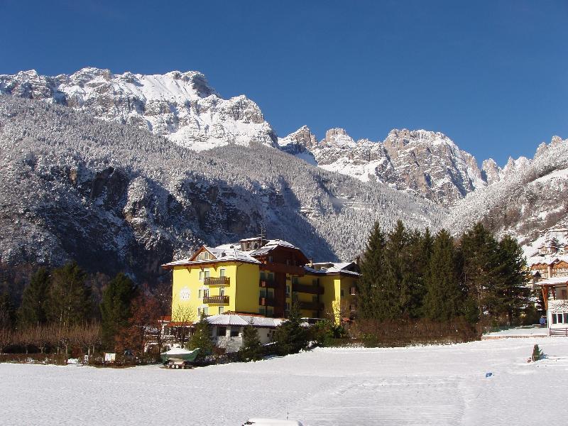 Lake&Nature Hotel Gloria Molveno Exterior foto